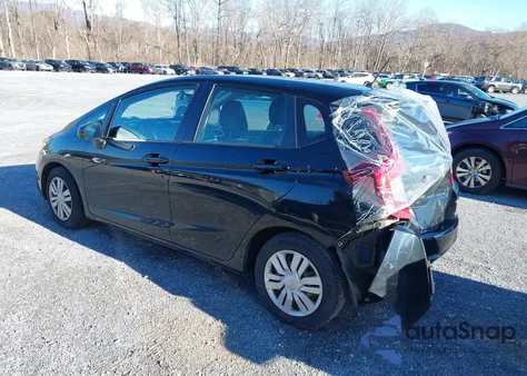 2016 Honda Fit Lx z USA, uszkodzony, nr VIN JHMGK5H50GX019122